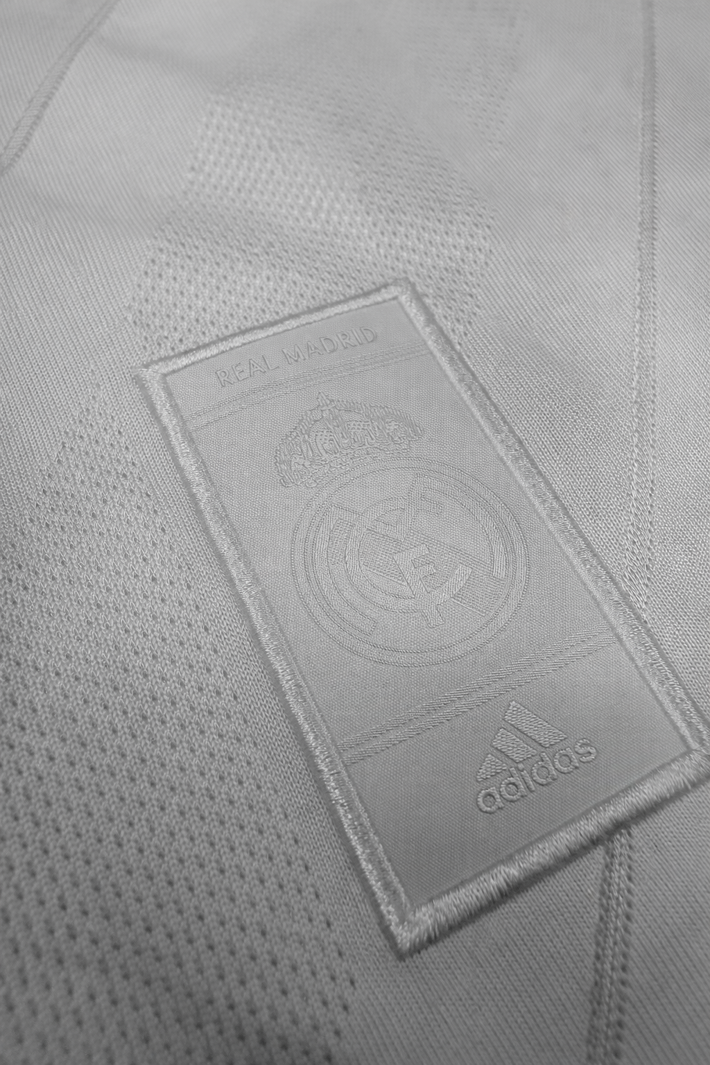 Ronaldo 17/18 Real Madrid – Collector Display Shirt with Printed Signature