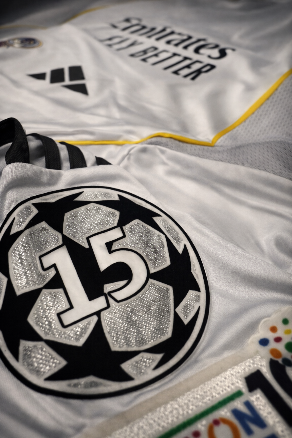 Mbappé 25/26 Real Madrid– Collector Display Shirt with Printed Signature