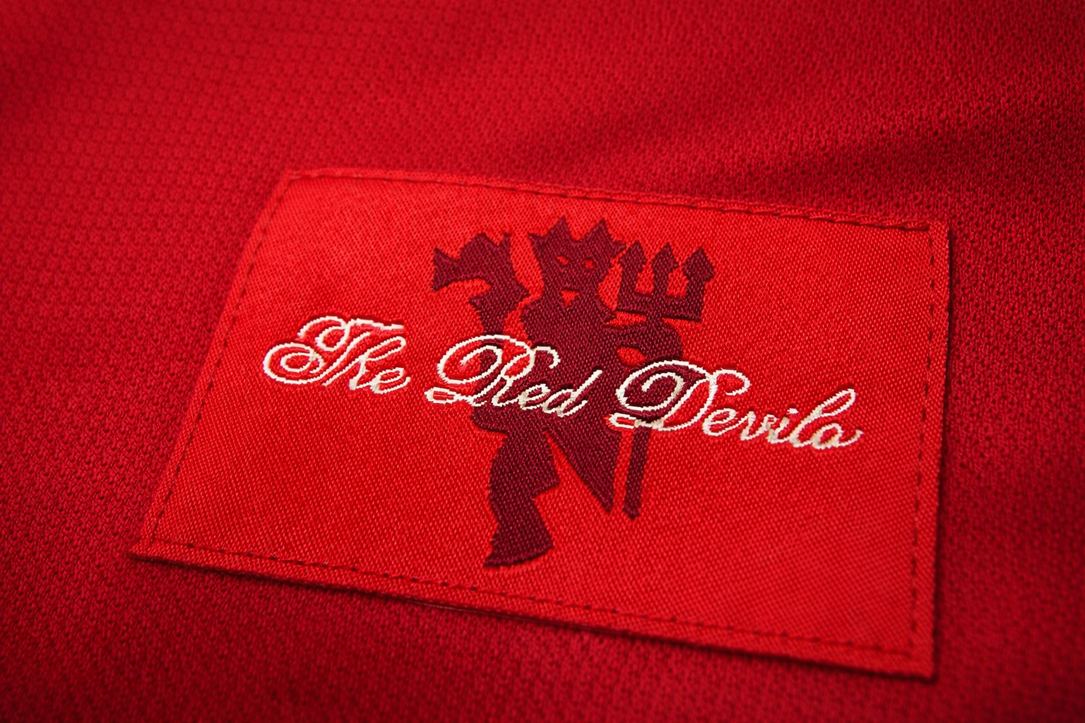 Ronaldo 07/08 Manchester United – Collector Display Shirt with Printed Signature