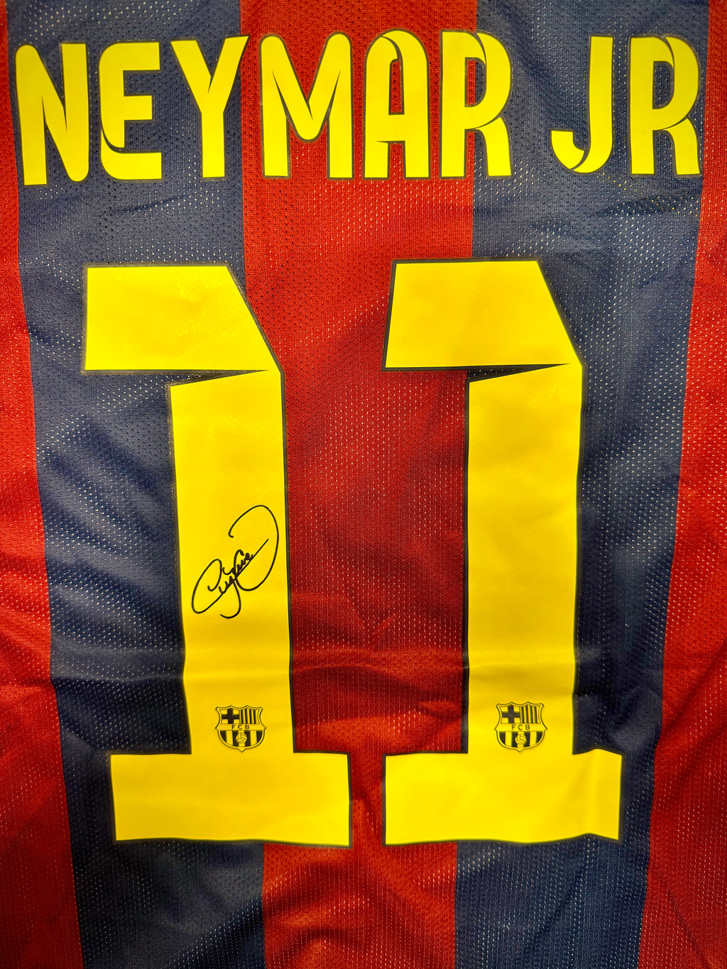 Neymar 14/15 Barcelona – Collector Display Shirt with Printed Signature